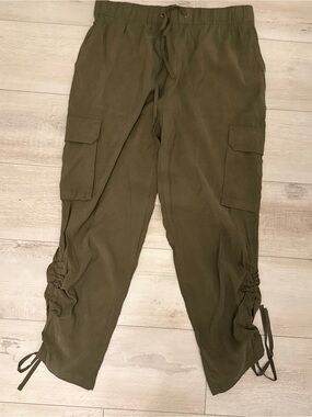 Olive Cargo Drawstring Men’s Pants
